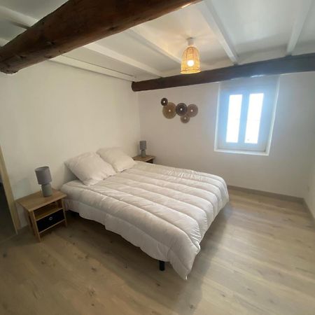 Maison De Village Courthezon Экстерьер фото