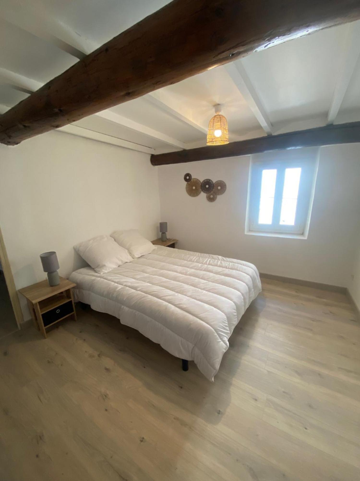 Maison De Village Courthezon Экстерьер фото